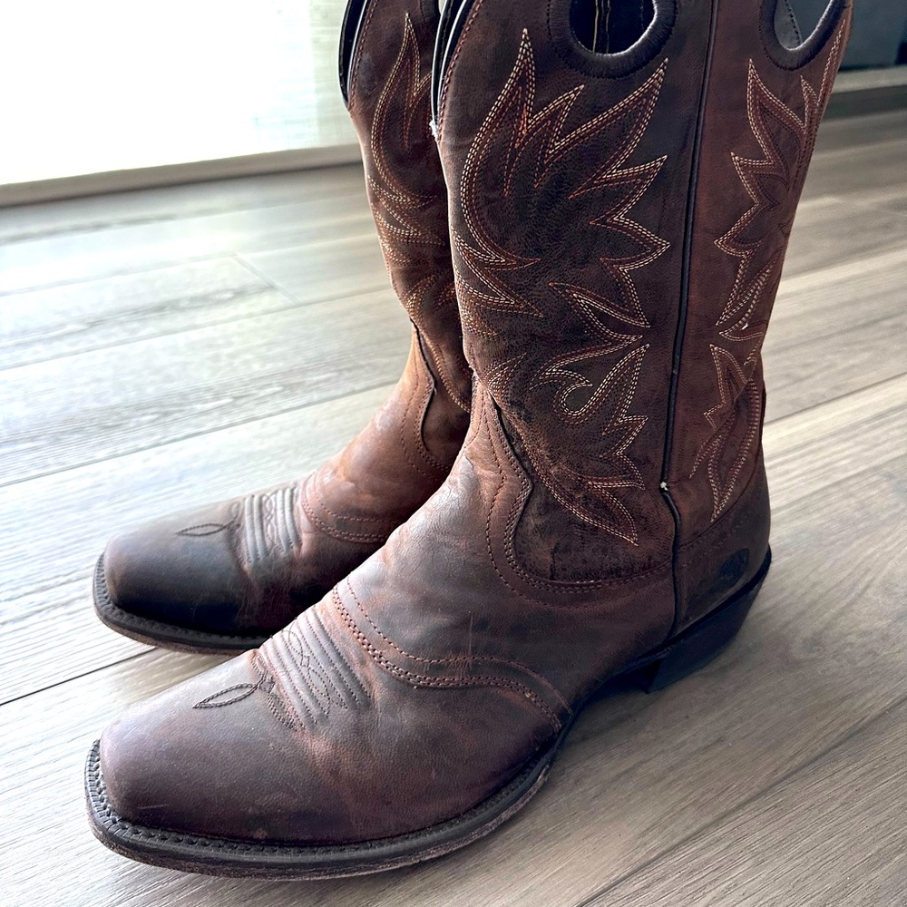Ariat Circuit Striker Western Boot, Men 12D, Weathered Brown, Leather